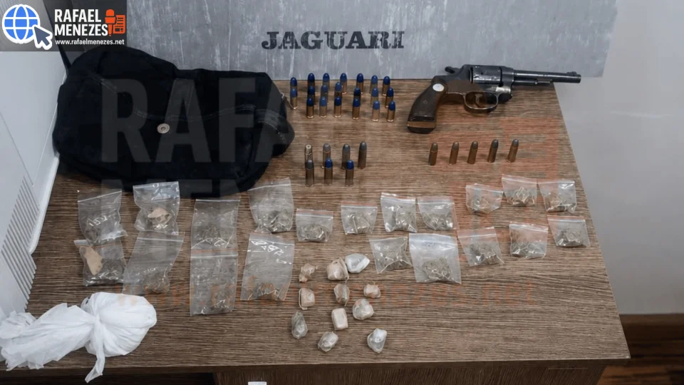 Homem é preso por tráfico de drogas e porte ilegal de arma em Jaguari