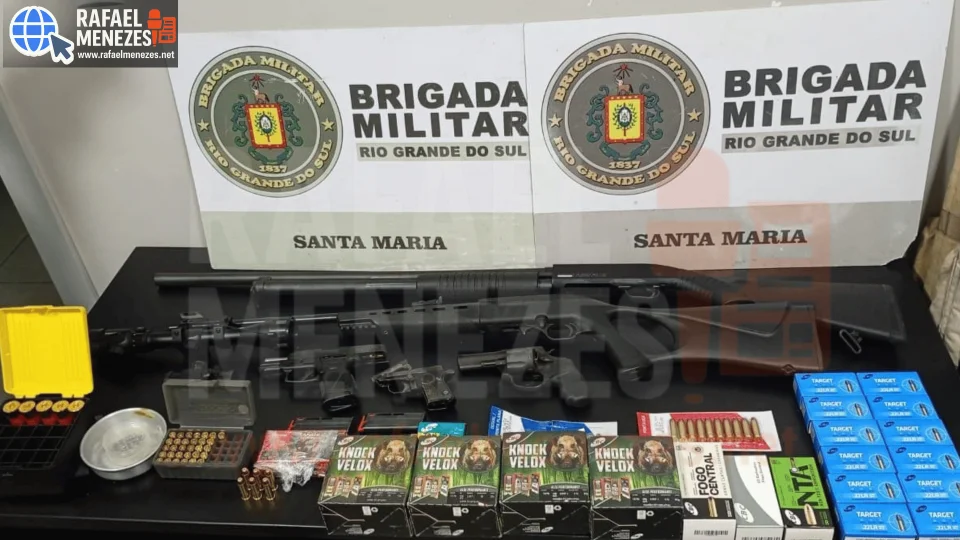 Cinco armas e quase 800 munições são apreendidas durante ocorrência com homem em surto em Santa Maria