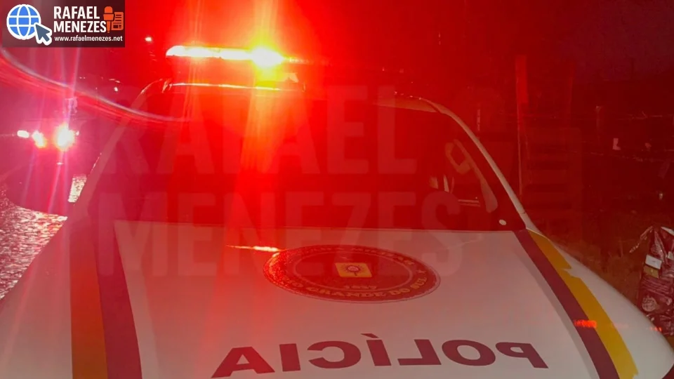 Briga entre irmãos termina com homem ferido a faca e veículos danificados em Santa Maria