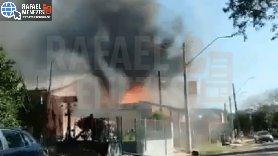Homem é suspeito de incendiar a própria casa e fugir após deixar o sistema prisional em Mata