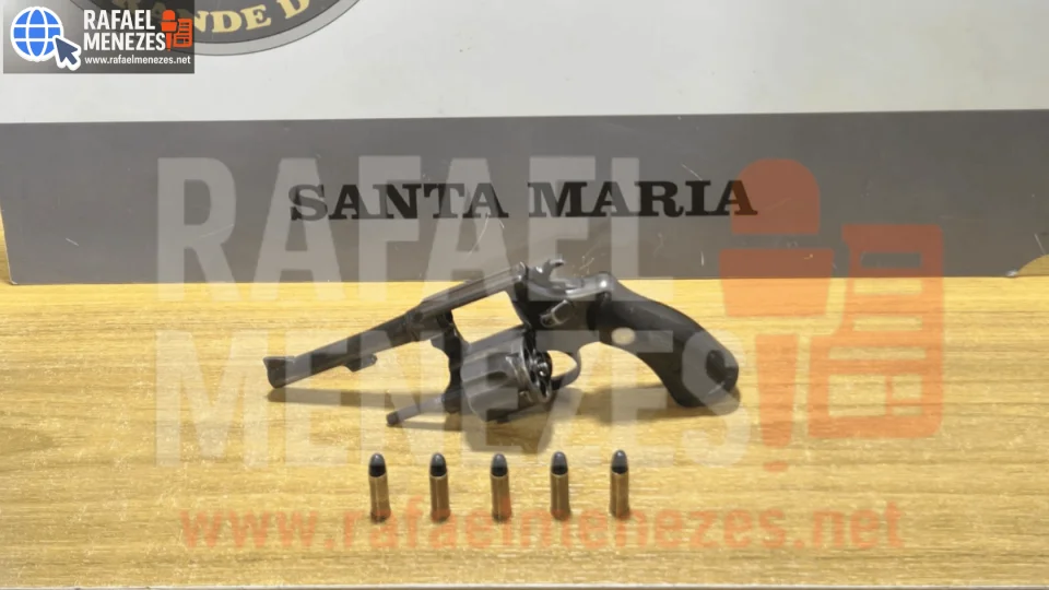 Justiça concede liberdade a mulher presa com arma em Santa Maria durante audiência de custódia