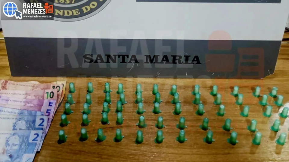 Adolescente é apreendida com drogas durante ação do 2º Batalhão de Polícia de Choque em Santa Maria
