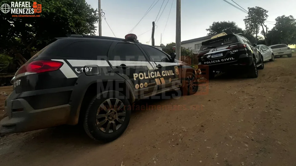 Homem é preso por porte ilegal de arma e corrupção de menores em Agudo