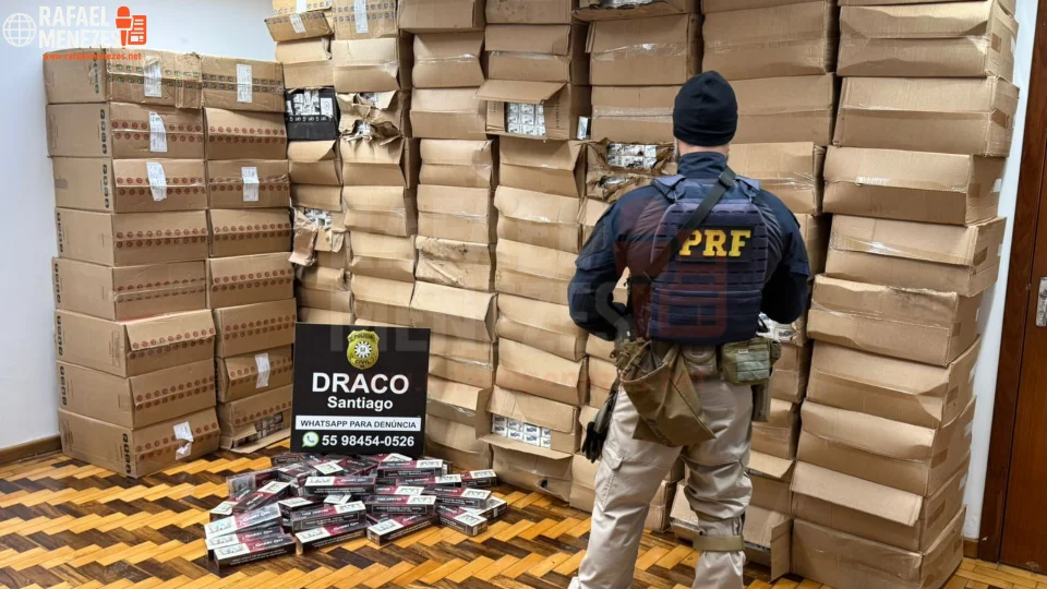 Ação conjunta ente PC e PRF apreende quase 45 mil maços de cigarros contrabandeados no interior de Capão do Cipó