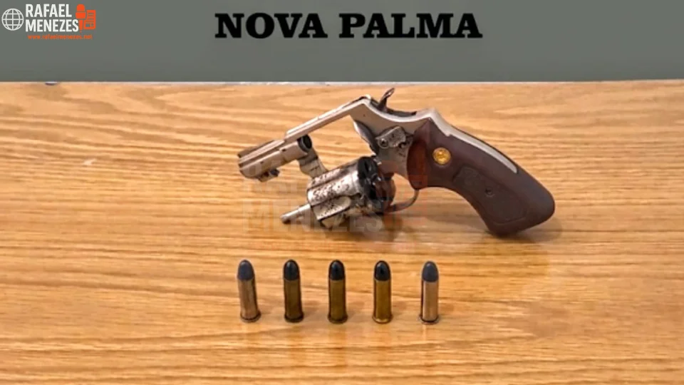 Jovem com mandado de prisão é preso por porte ilegal de arma no interior de Nova Palma