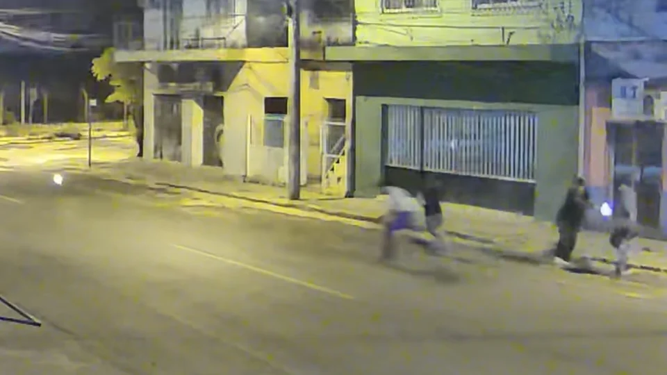 Vídeo – Jovem morre após ser baleado com diversos tiros em Cacequi