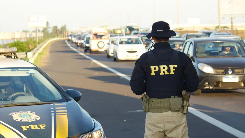 Operação Rodovida Natal: PRF intensifica fiscalização nas rodovias federais
