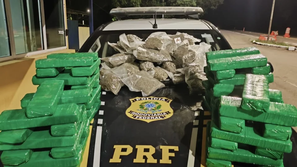 Colombiano é preso com quase 60 quilos de drogas na BR-158 em Santa Maria