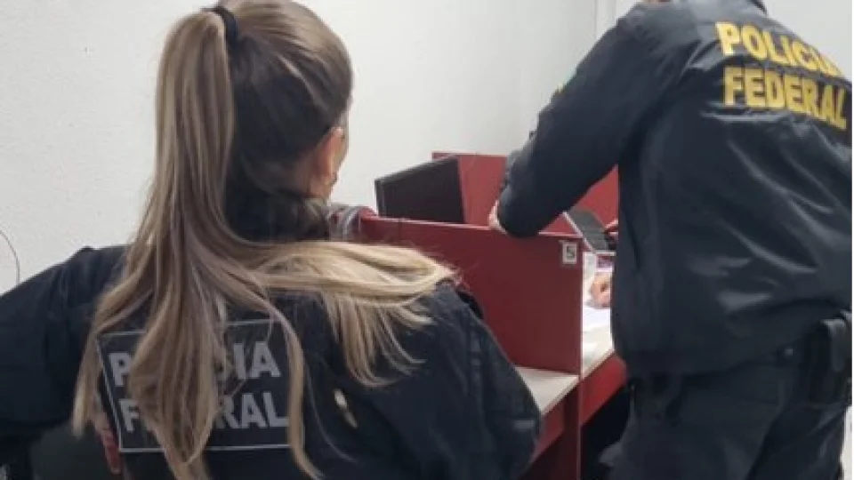 Polícia Federal deflagra operação em Santa Maria e Santa Cruz do Sul para apurar crimes contra beneficiários do INSS