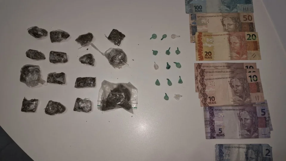 Jovem é preso por tráfico de drogas em Nova Palma