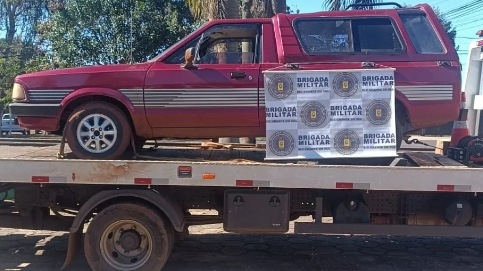 Veículo furtado em Panambi é recuperado pela Brigada Militar em Cruz Alta