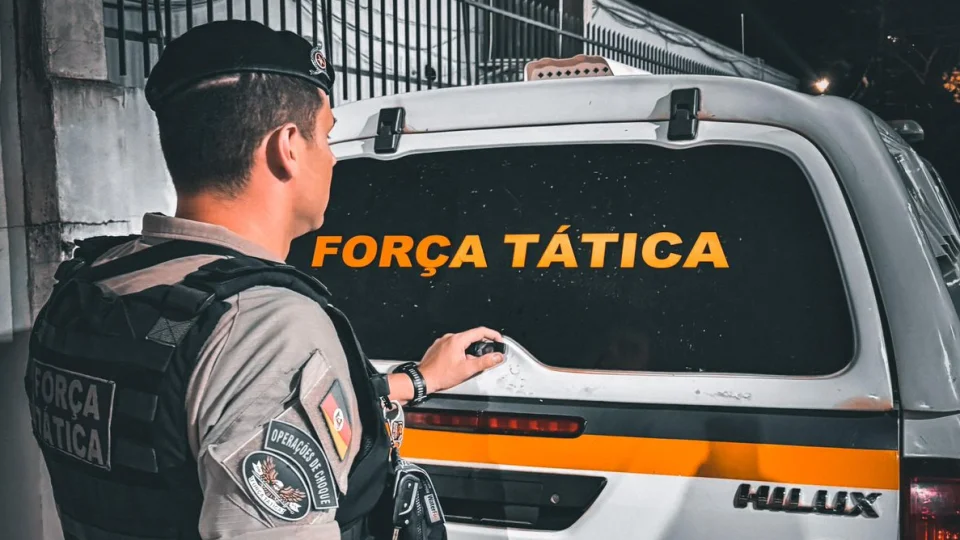 Jovem com mandado de prisão e extensa ficha criminal é preso durante Operação Cerco Fechado em Santa Maria