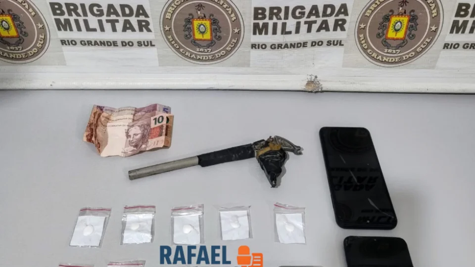 Dupla é presa pela Brigada Militar com drogas e arma artesanal em Restinga Sêca