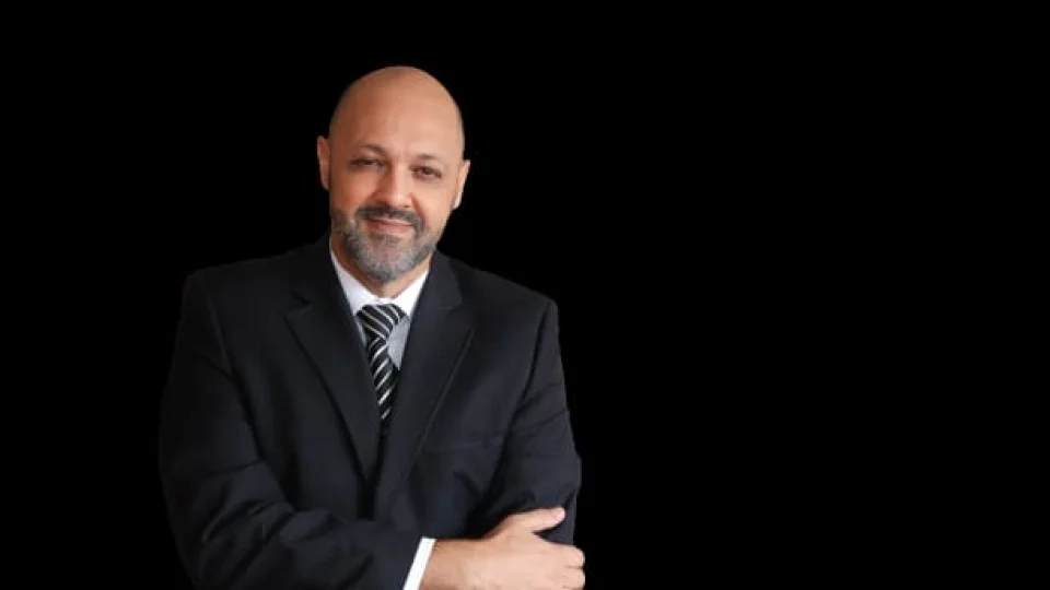 Proporcionalidade penal em debate: quando a pena por ferir um animal supera a agressão a uma pessoa