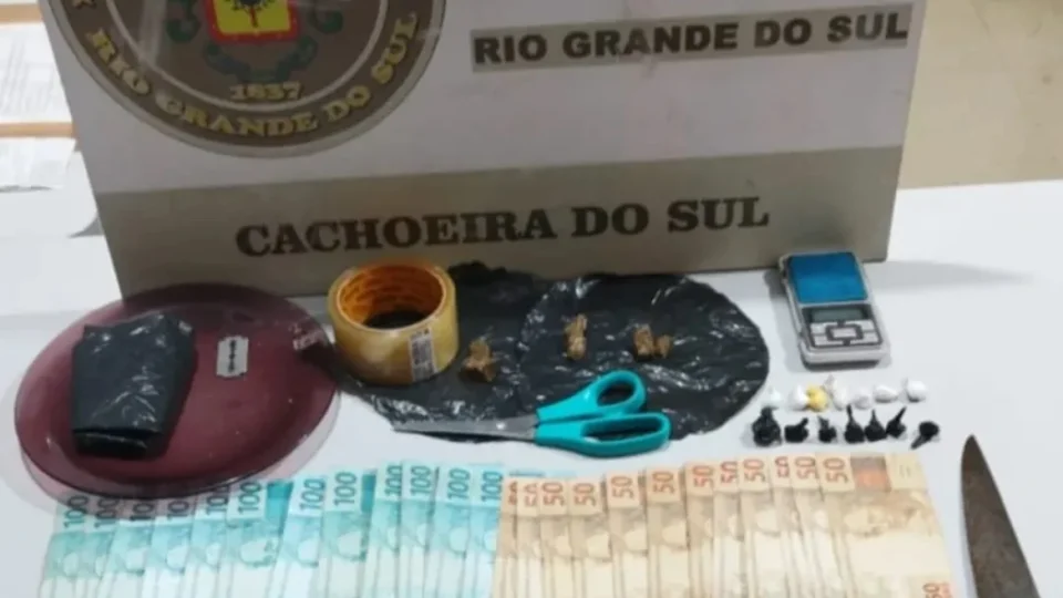 Jovem é preso por tráfico de drogas em Cachoeira do Sul